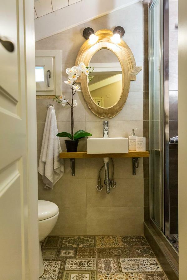 Lianelia Boutique Village House Argyrades エクステリア 写真