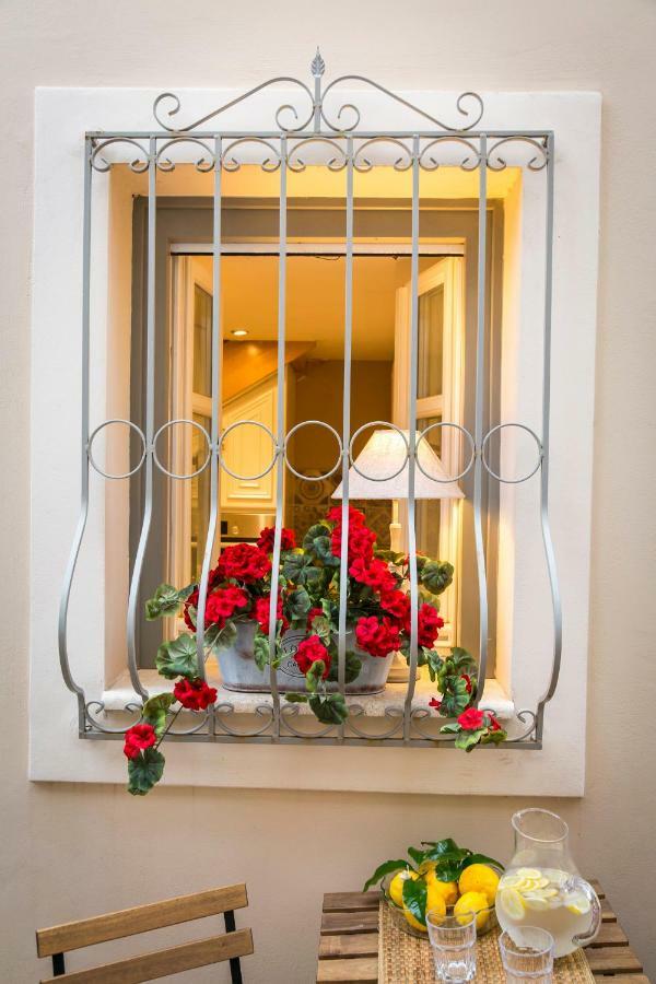 Lianelia Boutique Village House Argyrades エクステリア 写真